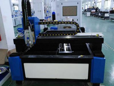 大幅面激光切割機生產(chǎn)車(chē)間