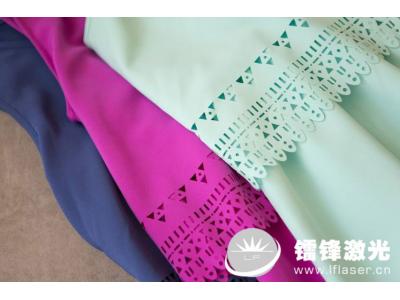 打樣用的服裝布料激光切割機設備這樣選配，讓你一機多用