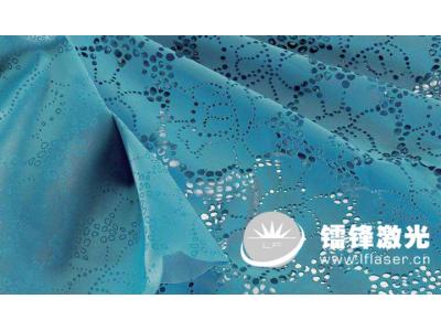服裝廠(chǎng)，手袋廠(chǎng)如果合理利用多層布料激光切割機
